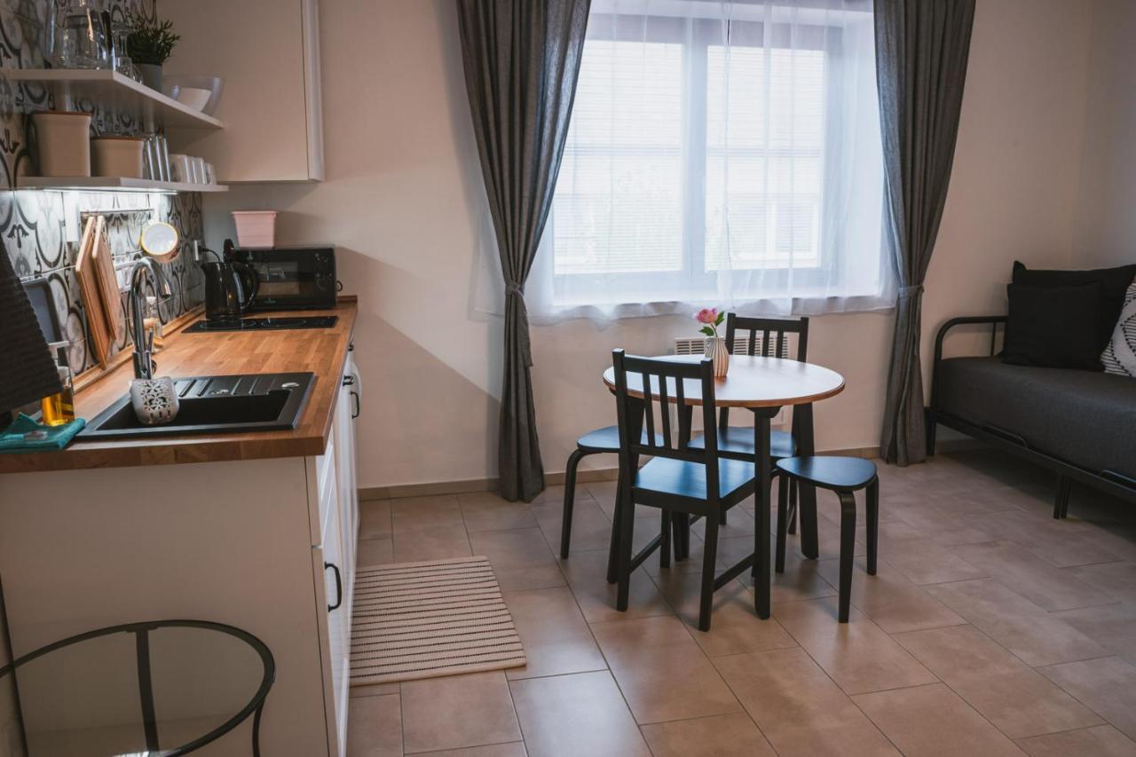 Apartment Pulgary Bulhary